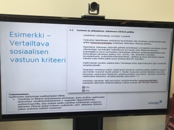 Kuvassa dia otsikolla "Vertailtava sosiaalisen vastuun kriteeri"